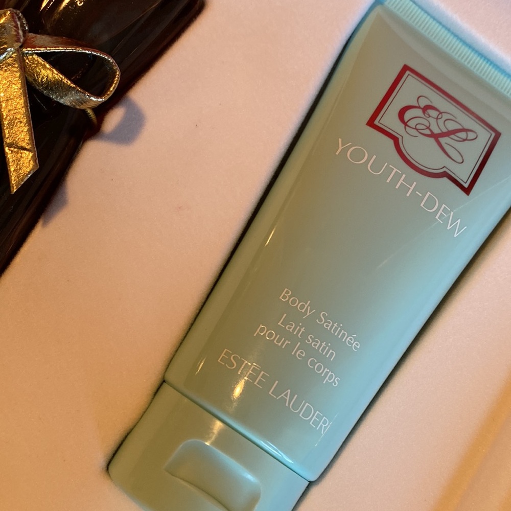 Estée Lauder Youth Dew Perfume Set. - Picture 5 of 6